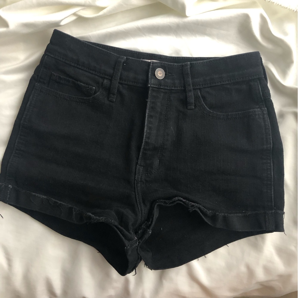Hollister Women's Black Jean Shorts